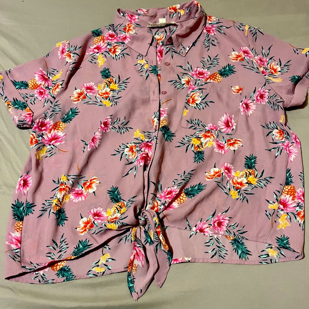 Crop top shirt colorful nice for the summer